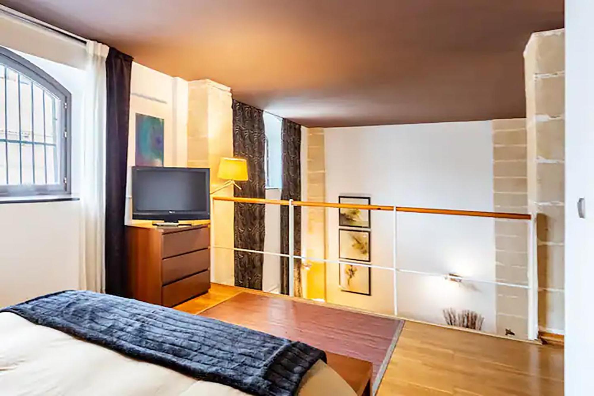 Apartamento Artqhost Jerez Huge Loft & Free Parking Jerez de la Frontera Exterior foto